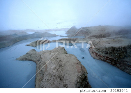 Atacama geyser 29193941