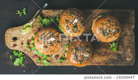Healthy homemade vegan burger with beetroot-quinoa Healthy homemade vegan burger with beetroot-quinoa 29209447