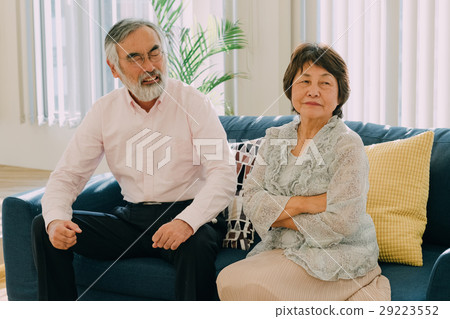 Senior men and women fighting a couple 29223552