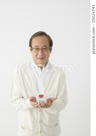 Caregiveness image Caregiveness image 29224741