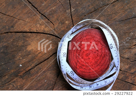 fresh beetroot 29227922