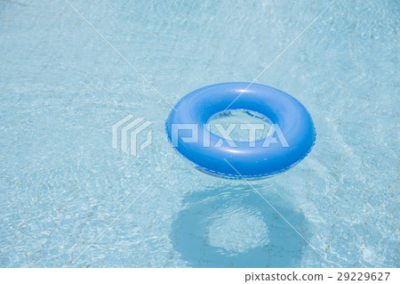 blue swim ring for children float on swimming pool blue swim ring for children float on swimming pool 29229627