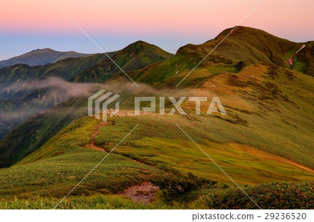 Facing the Kita-sect of afterglow seen from the Iidoh Ridge Mountain 29236520
