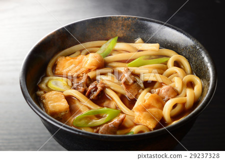Curry udon  29237328