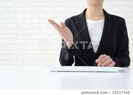 Business image - pointing 29237546