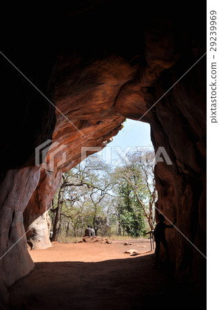 Bhimbetka Rock Shelters Bhimbetka Rock Shelters 29239969