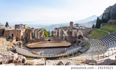 view of ancient Teatro Greco in Taormina 29243025
