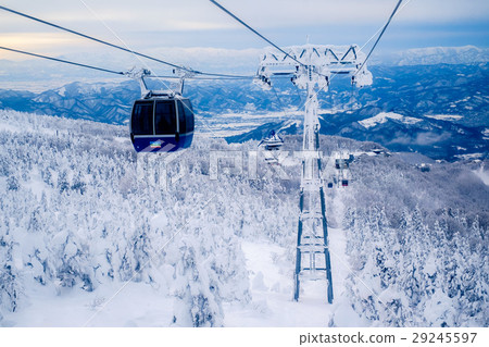 Zangwangshubing cable car 29245597