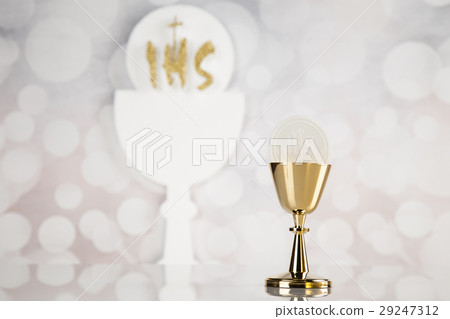 Holy communion a golden chalice, composition Holy communion a golden chalice, composition 29247312