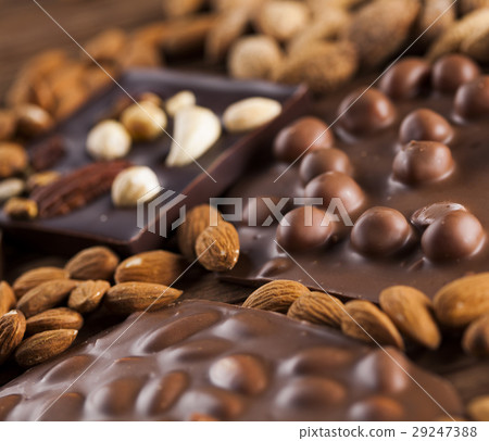 Chocolate bar, candy sweet, dessert food on wooden 29247388