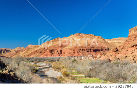 Landscape of the Assif Mgoun Valley at Bou Tharar 29257943