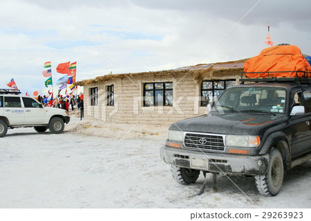 Uyuni salt lake Uyuni salt lake 29263923