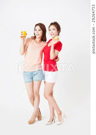 Lifestyle women 29264753