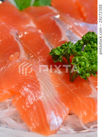 Chips sashimi 29272388