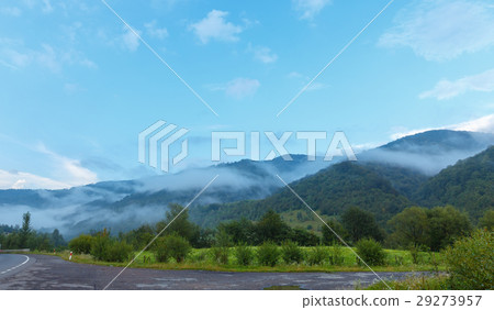 Evening mist in mountain. 29273957