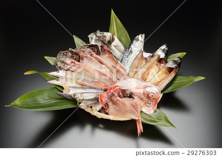 Assorted string Assorted string 29276303