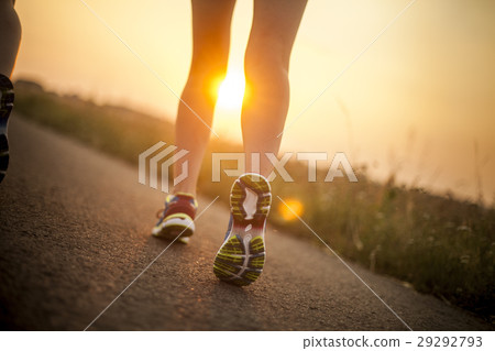 Two pretty girls jogging in the morning Two pretty girls jogging in the morning 29292793