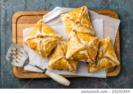 Crunchy puff pastry pies, homemade baking Crunchy puff pastry pies, homemade baking 29292844