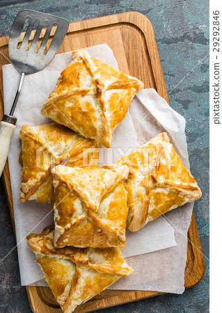 Crunchy puff pastry pies, homemade baking Crunchy puff pastry pies, homemade baking 29292846