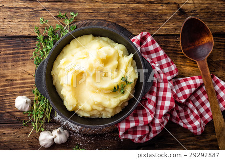 Mashed potatoes, boiled puree in cast iron pot 29292887
