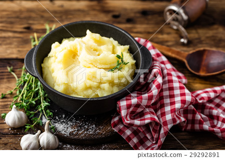 Mashed potatoes, boiled puree in cast iron pot 29292891