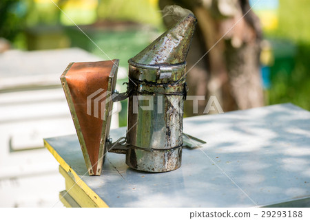 beekeeping bellows 29293188
