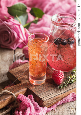 Fresh berry drink 29294012