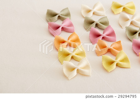 Colorful Falfarre 29294795