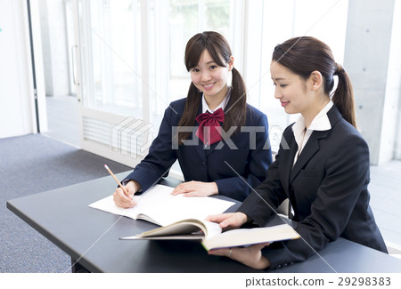女高中生和講師 女高中生和講師 29298383