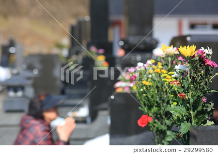 A visit to a grave of a god of a gigantic beard A visit to a grave of a god of a gigantic beard 29299580