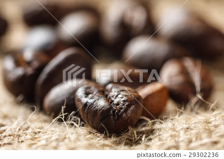 Coffee on grunge burlap background, close up 29302236