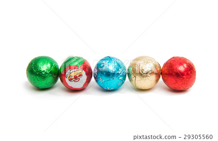 chocolates in foil 29305560