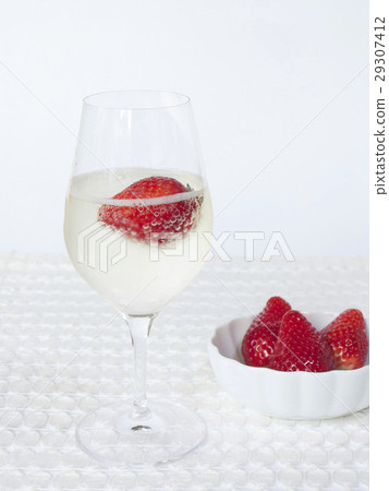 香檳草莓 香檳草莓 29307412