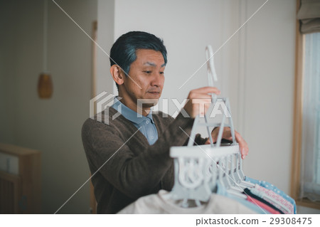 senior, laundry, dry 29308475