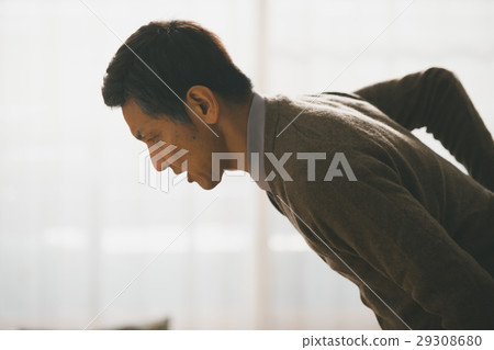 銀髮族 腰痛 背痛 29308680