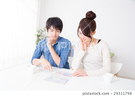 看到材料的夫婦 看到材料的夫婦 29311798