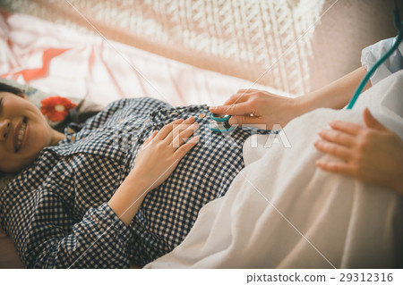 Childbearing, gravida, pregnant 29312316