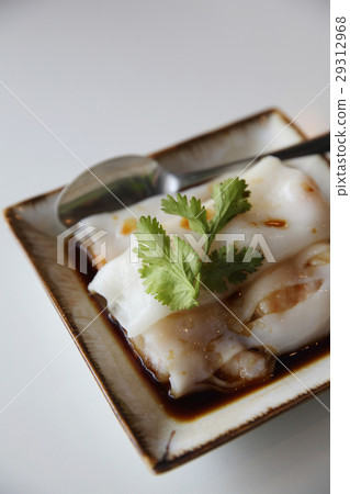 Chinese shrimp spring rolls isolated in white background Chinese shrimp spring rolls isolated in white background 29312968