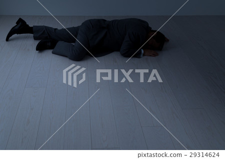 商人塌陷，心肌梗塞，中風，腦梗塞，急性，中年男子 29314624