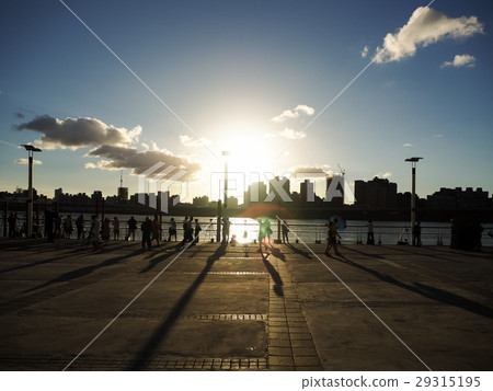 夕陽下的大稻埕碼頭 29315195
