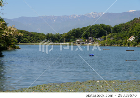 Chiyoda Lake 29319670