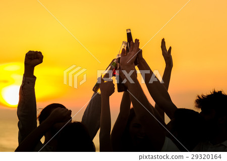 Friends Beach Party Drinks Toast Celebration Friends Beach Party Drinks Toast Celebration 29320164