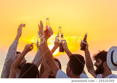 Friends Beach Party Drinks Toast Celebration Friends Beach Party Drinks Toast Celebration 29320169