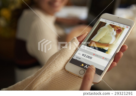 婦女享受在線拍賣 29321291