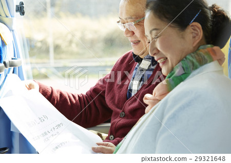 Bus Tour Bus Senior 29321648