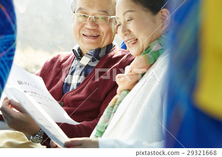 Bus Tour Bus Senior 29321668