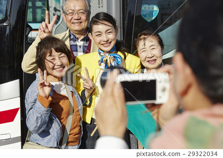 Bus Tour Bus Senior Bus Tour Bus Senior 29322034