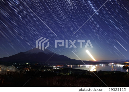 Fuji at night on the shore of Yamanaka 2 29323115