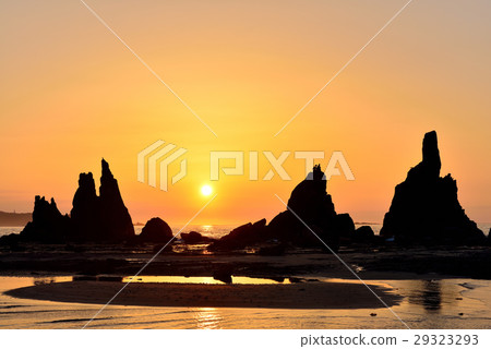 Hashima Rock 29323293