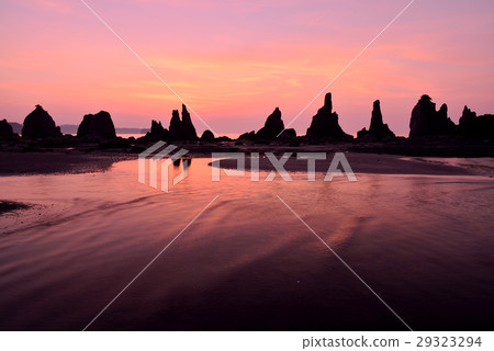 Hashima Rock 29323294